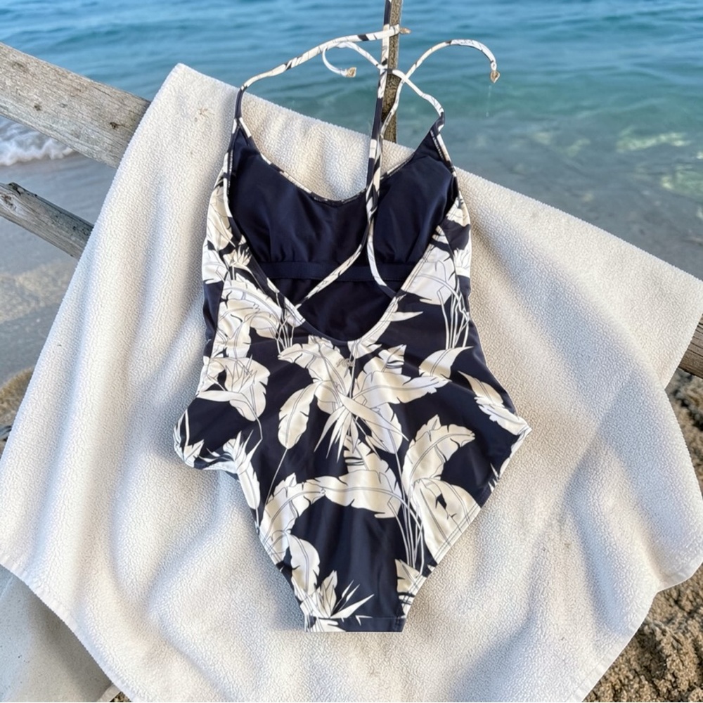 Heat Swim Navy and White Palm Leaf  Print one piece - Picture 2 of 3